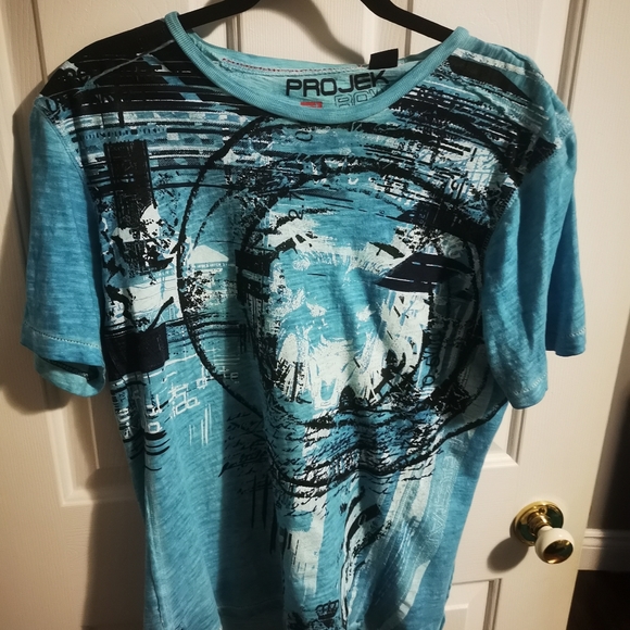 4 shirts - Picture 1 of 4